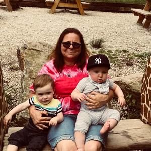 Meet your Posher, Renee